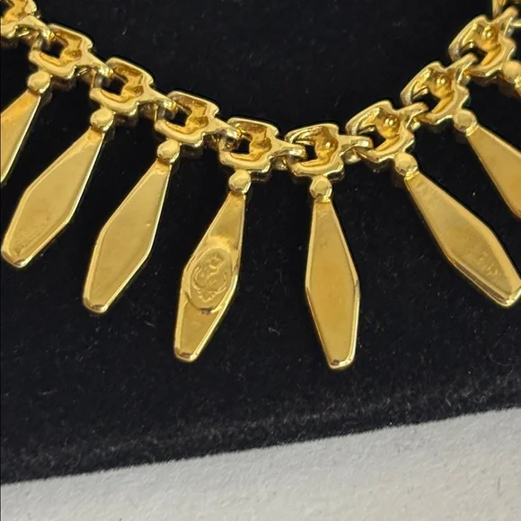 PREMIER DESIGNS GOLD TONE NECKLACE - Picture 3 of 6